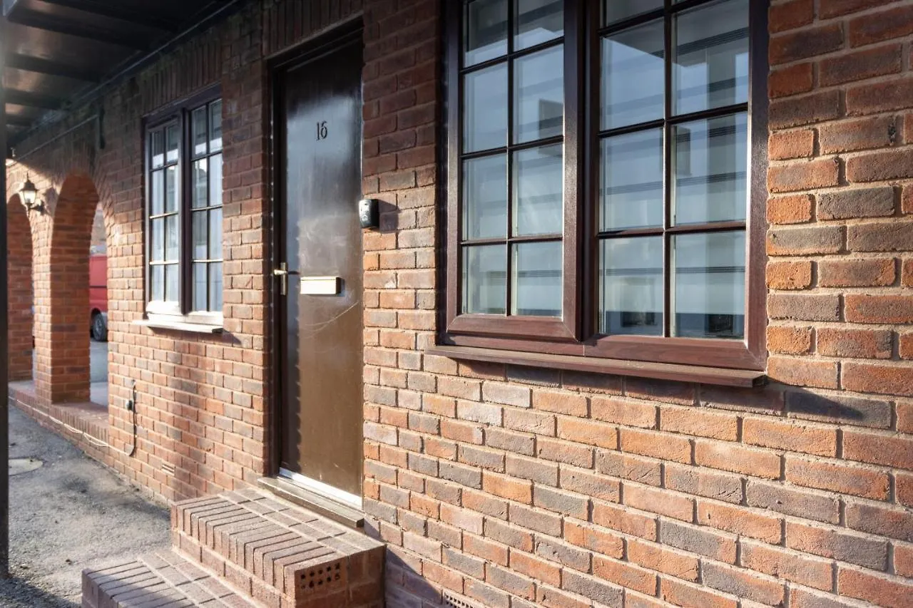 Spacious City Centre Apt Near Cathedral Exeter